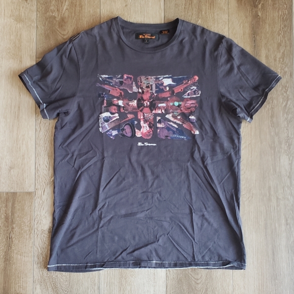 Ben Sherman Men's Large Guitar Colorful Graphic Short Sleeve Shirt - Picture 1 of 3